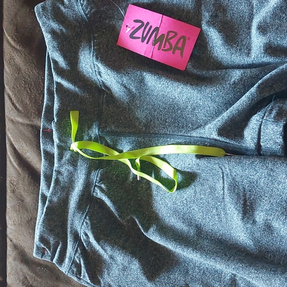 Zumba workout set - NWT - Picture 5 of 6